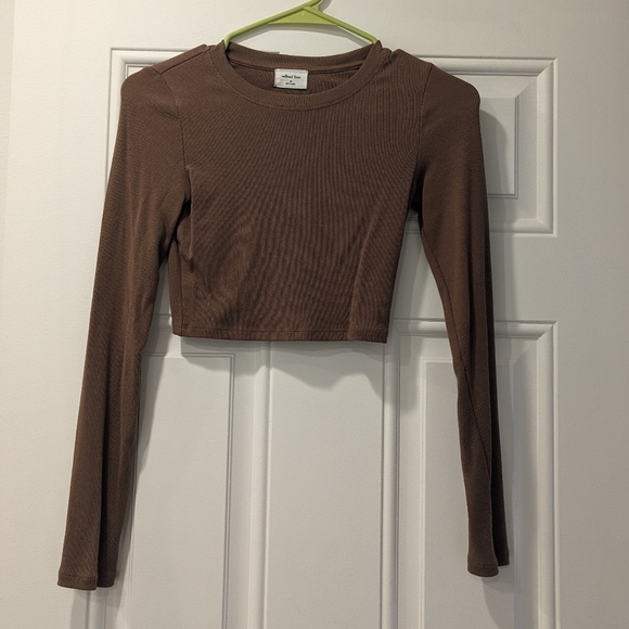 Gd Rustical Brown Wilfred Free Go To Cropped Long Sleeve in size XS - Picture 2 of 3